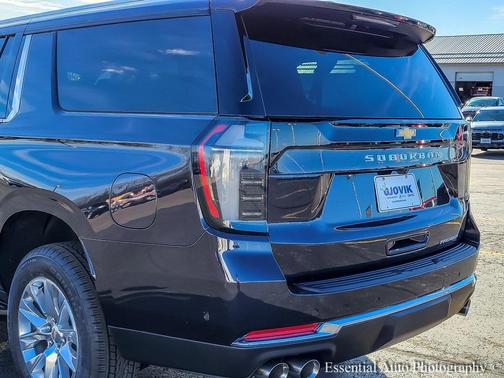 2025 Chevrolet Suburban Premier