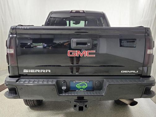 2015 GMC Sierra 2500 Denali