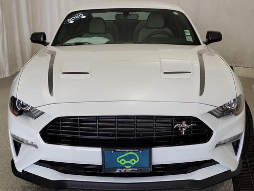 2020 Ford Mustang EcoBoost