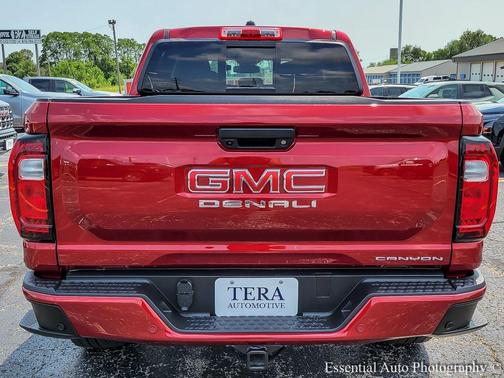 2025 GMC Canyon Denali