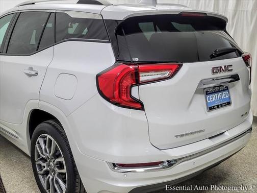 2022 GMC Terrain Denali