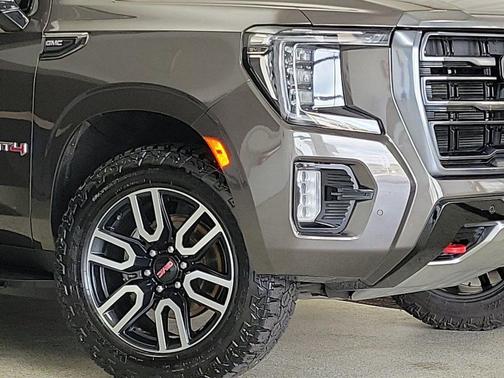 2021 GMC Yukon 4WD AT4