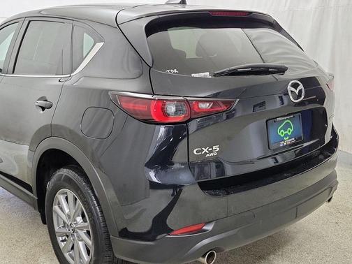 2022 Mazda CX-5 2.5 S Preferred Package
