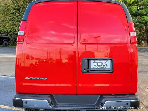 2025 Chevrolet Express 2500 RWD 2500 Regular Wheelbase WT