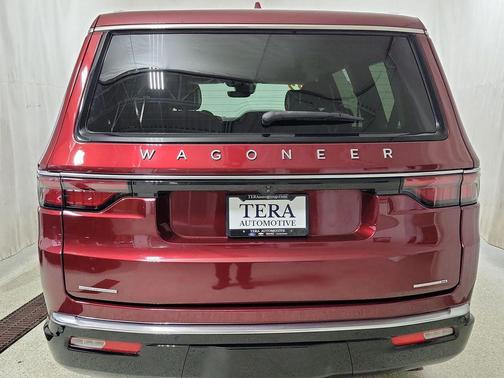 2022 Jeep Wagoneer Series III 4x4