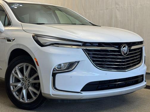 2024 Buick Enclave Essence AWD