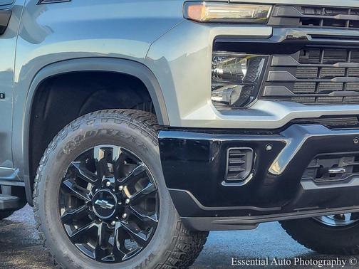 2026 Chevrolet Silverado 2500 Custom