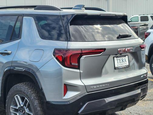 2026 GMC Terrain AWD AT4