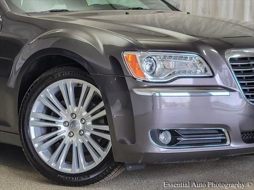 2014 Chrysler 300C Base