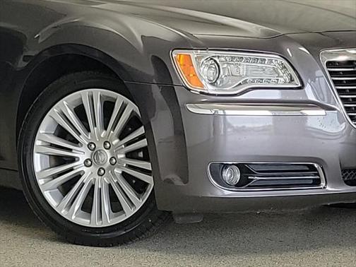 2014 Chrysler 300C Base