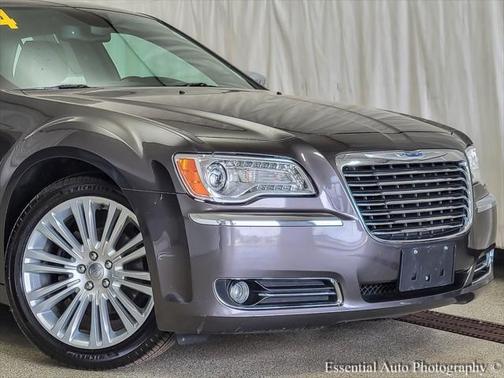 2014 Chrysler 300C Base