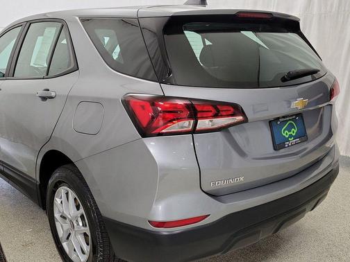 2023 Chevrolet Equinox LS