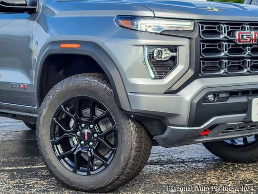 2025 GMC Canyon Base