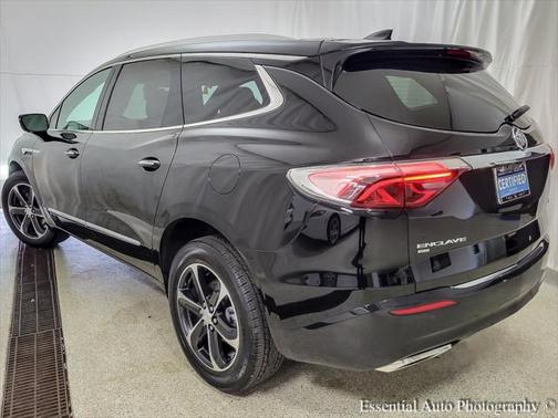 2022 Buick Enclave AWD Essence