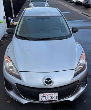 2012 Mazda Mazda3 i Sport