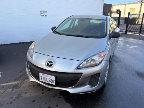 2012 Mazda Mazda3 i Sport