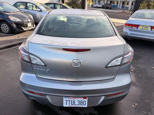 2012 Mazda Mazda3 i Sport