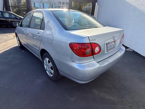 2007 Toyota Corolla LE