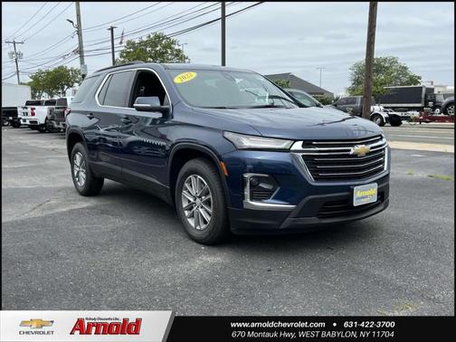 2022 Chevrolet Traverse LT Leather