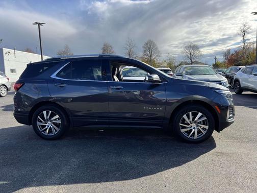 2022 Chevrolet Equinox Premier w/1LZ