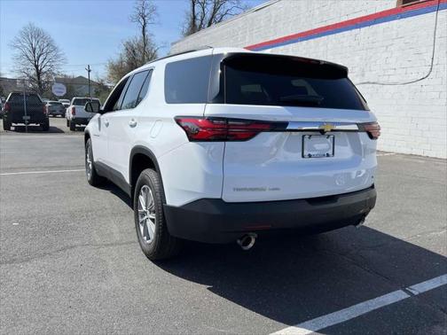 2023 Chevrolet Traverse LT Leather