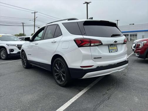 2022 Chevrolet Equinox FWD RS