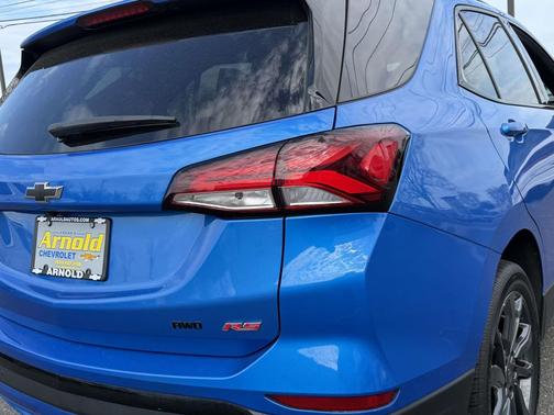 Lakeshore Blue Metallic 2024 Chevrolet Equinox AWD RS