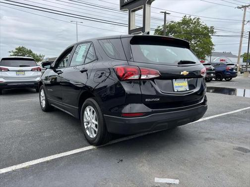2022 Chevrolet Equinox LS