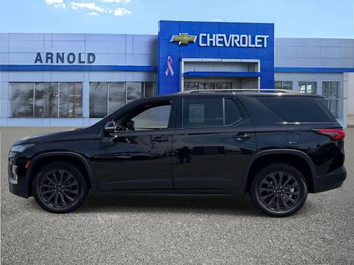 Mosaic Black Metallic 2023 Chevrolet Traverse RS