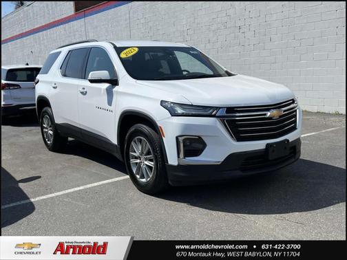 2023 Chevrolet Traverse LT Leather