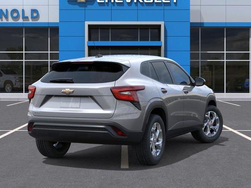 Sterling Gray Metallic 2026 Chevrolet Trax LS