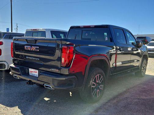 2022 GMC Sierra 1500 AT4