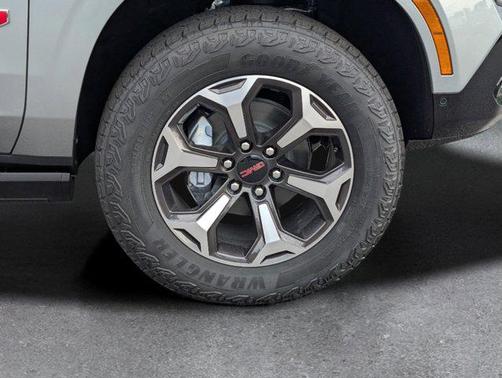 2025 GMC Yukon XL 4WD AT4 Ultimate