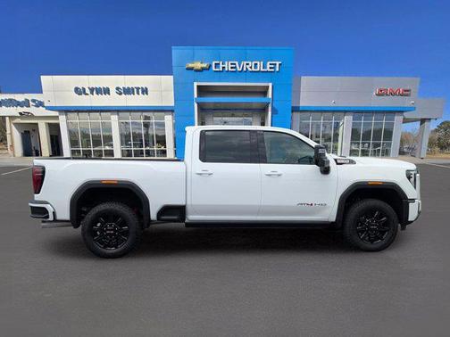 2025 GMC Sierra 2500 AT4
