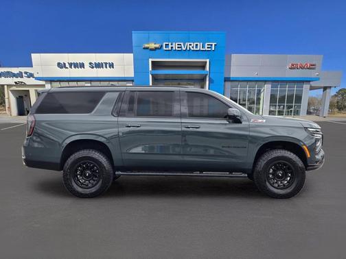 Cypress Gray 2025 Chevrolet Suburban 4WD Z71