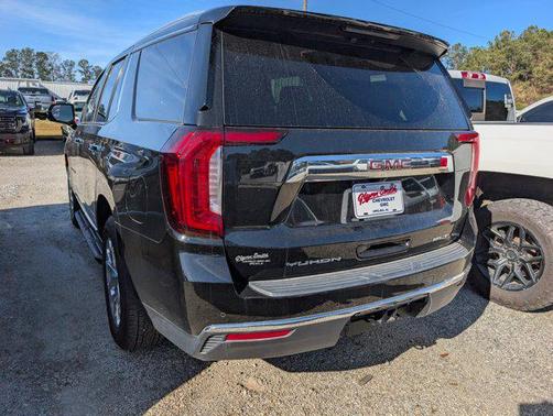 2023 GMC Yukon SLT