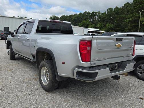 2023 Chevrolet Silverado 3500 High Country