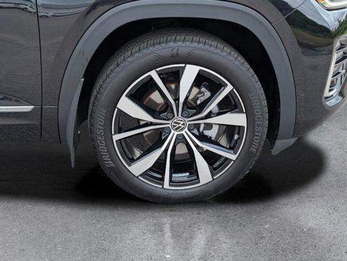 2024 Volkswagen Atlas 2.0T SEL Premium R-Line 4MOTION