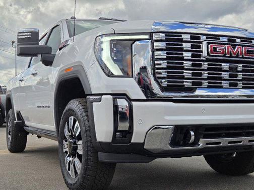 2025 GMC Sierra 2500 Denali