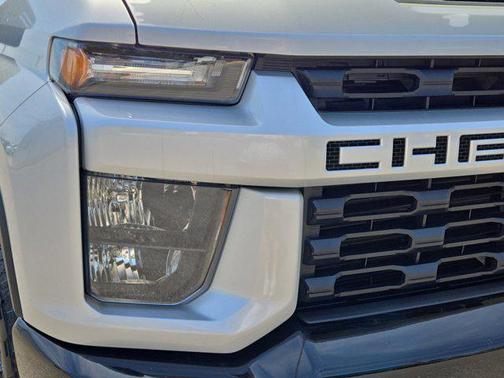 2023 Chevrolet Silverado 2500 Custom