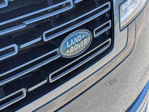 2023 Land Rover Range Rover P530 SE