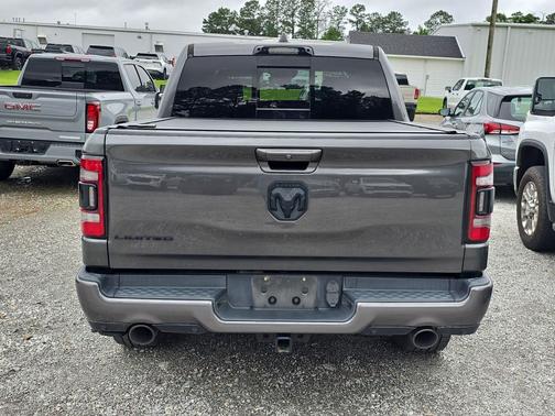 Granite Crystal Metallic Clearcoat 2022 RAM 1500 Limited