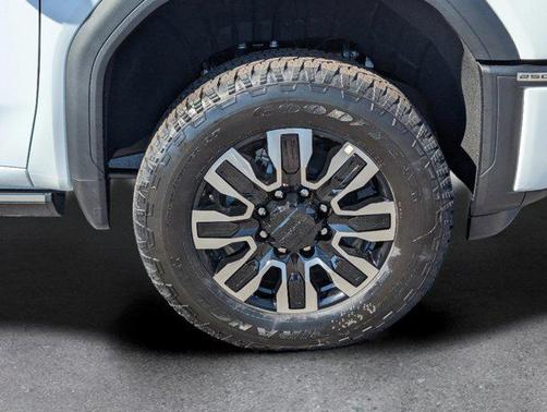 2025 GMC Sierra 2500 Denali Ultimate