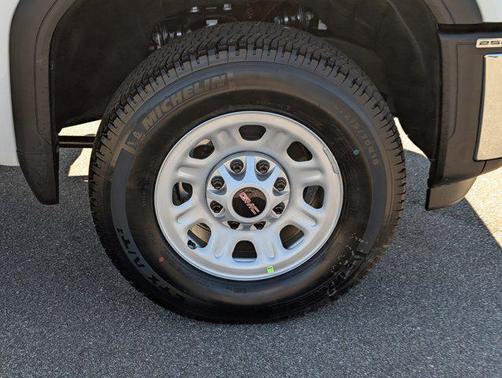 2026 GMC Sierra 2500 Base