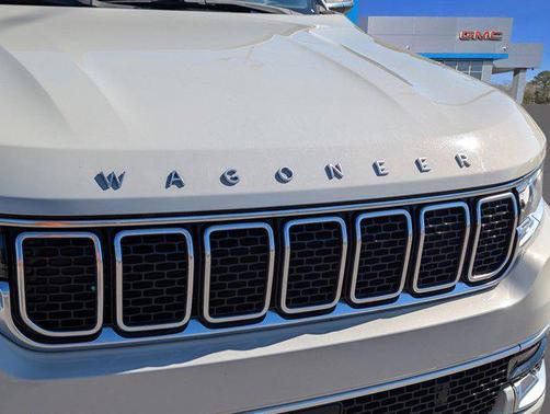 2022 Jeep Wagoneer Series II 4x2