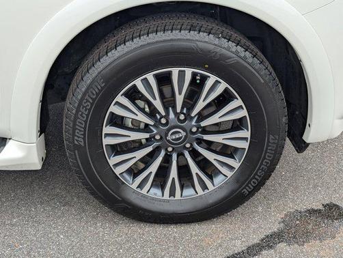 Aspen White Tricoat 2024 Nissan Armada SL 2WD