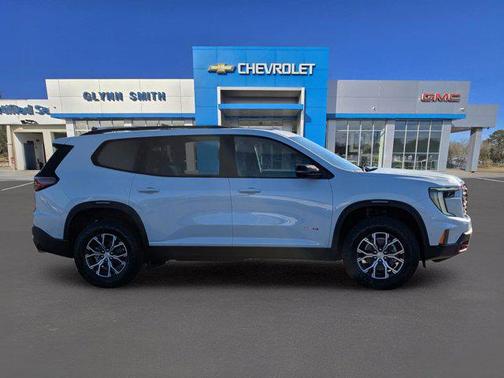 2026 GMC Acadia AWD AT4