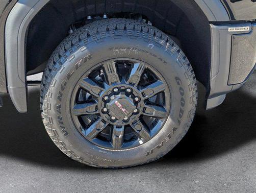 2026 GMC Sierra 2500 AT4