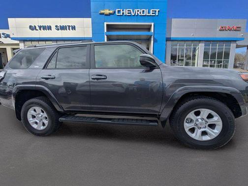 2023 Toyota 4Runner SR5