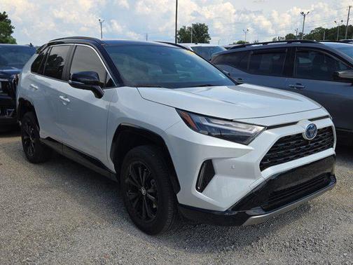 2024 Toyota RAV4 Hybrid SE